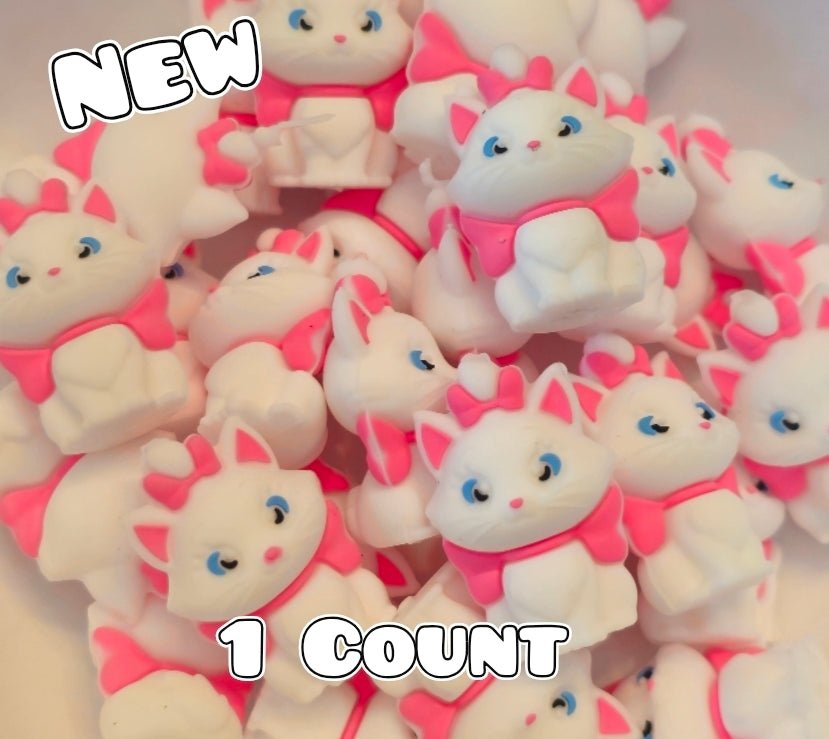New 1 Count Focal Bead 3D Marie The Cat