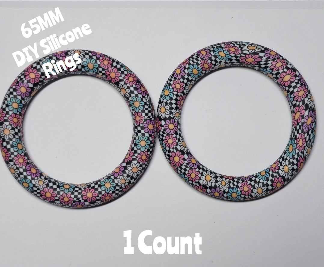 1 Count DIY 65MM Silicone Rings Craft Supplies Beadable Blanks Flower Smiley Face Checkered