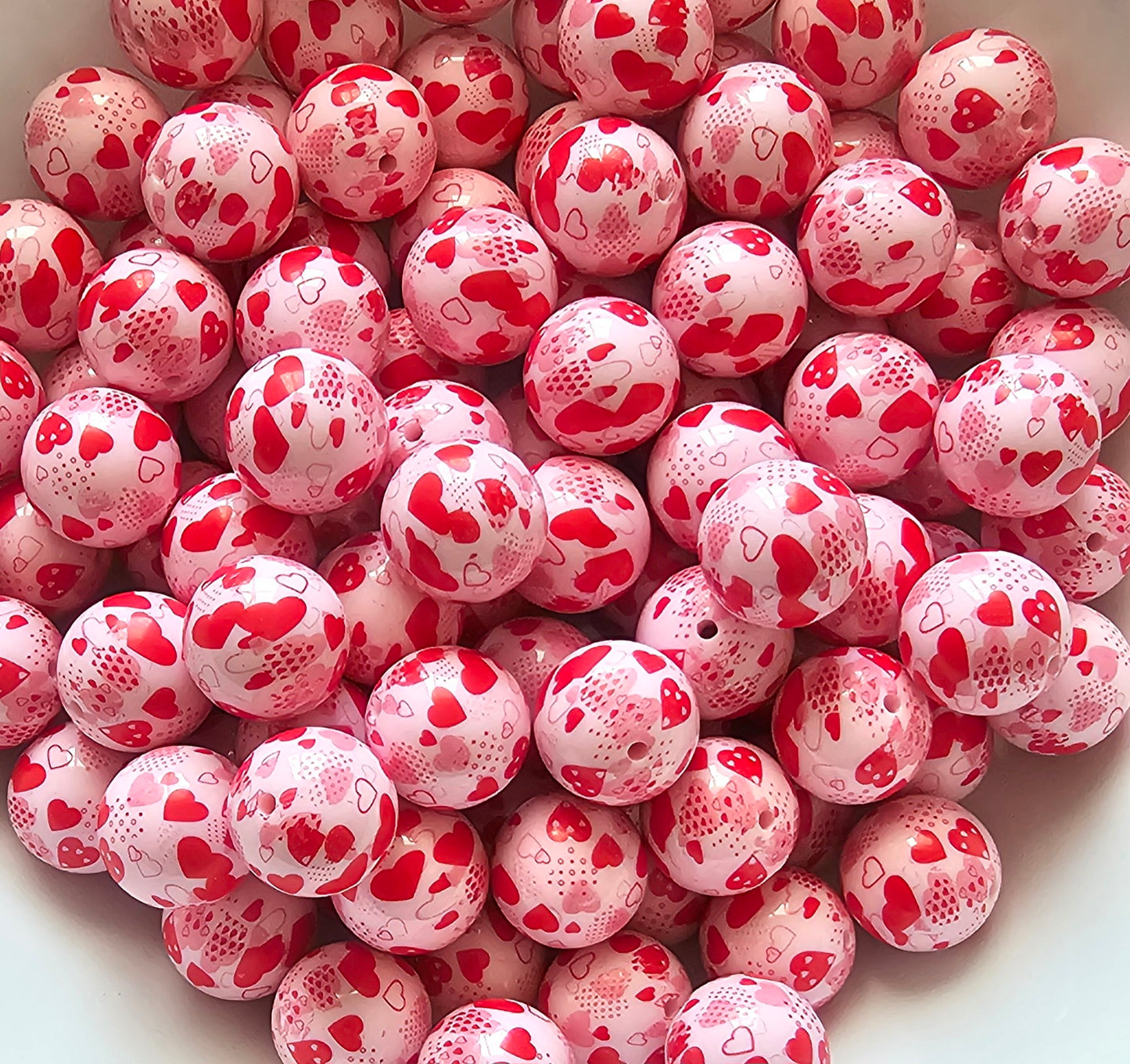 NEW-- 20mm-- 10 count  VALENTINES day printed beads 4 options on prints