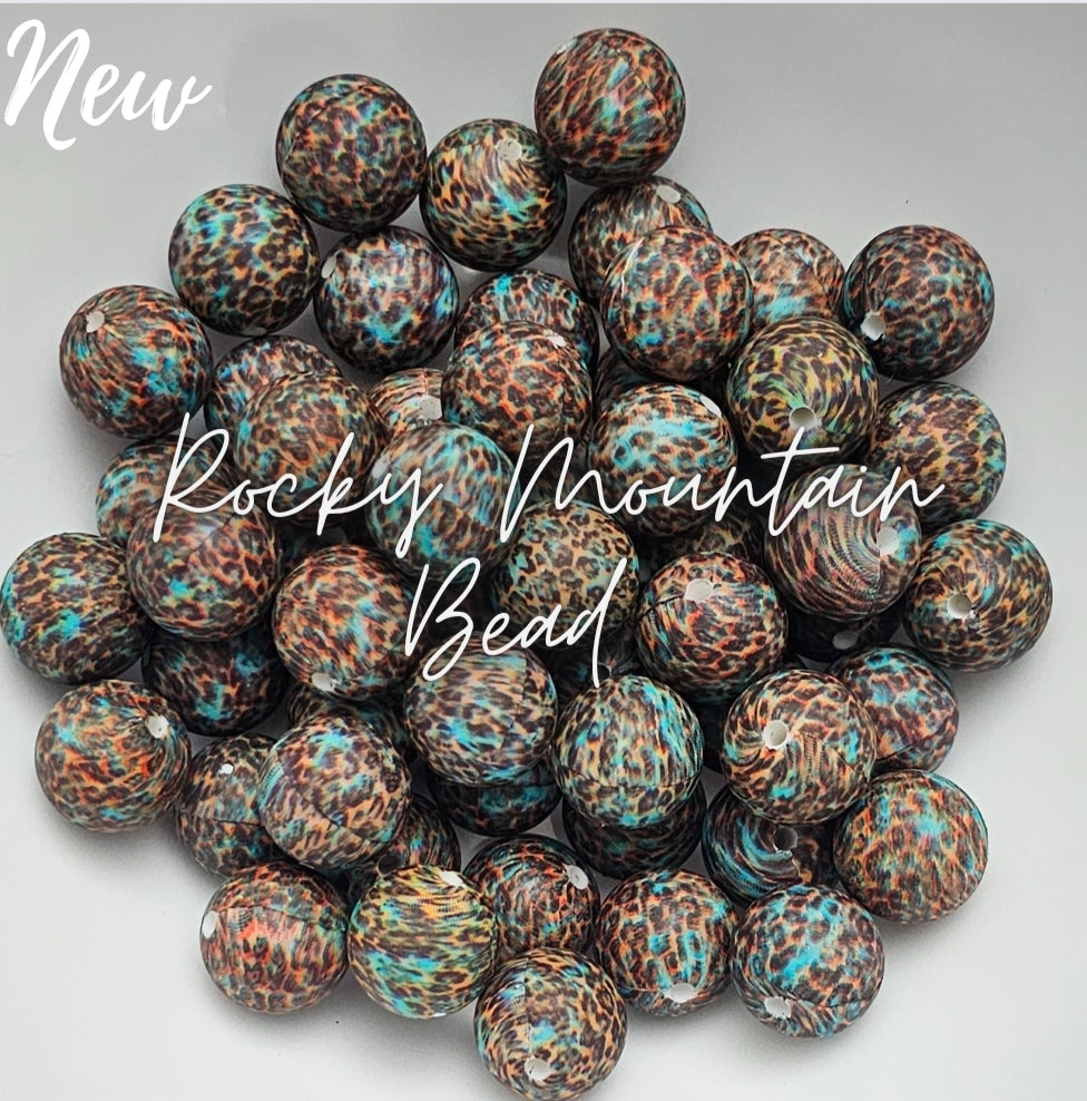 NEW fall cheetah teal  printed 15mm silicone 1 count