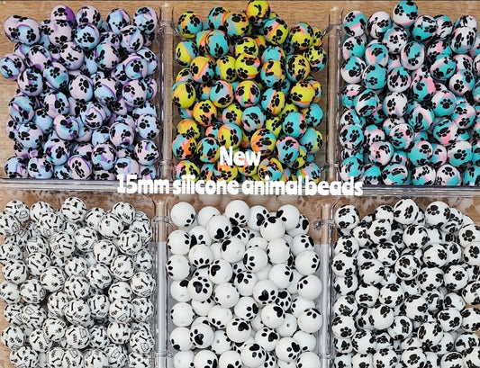 New colors 15mm paw bead silicone 1 count