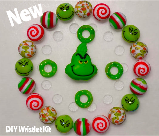 New 1 Count DIY Deluxe Beadable Wristlet Kit- Grinch Beadable Accessories