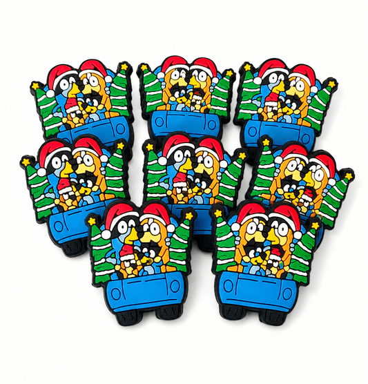 1 Count Focal Bead Bluey Christmas