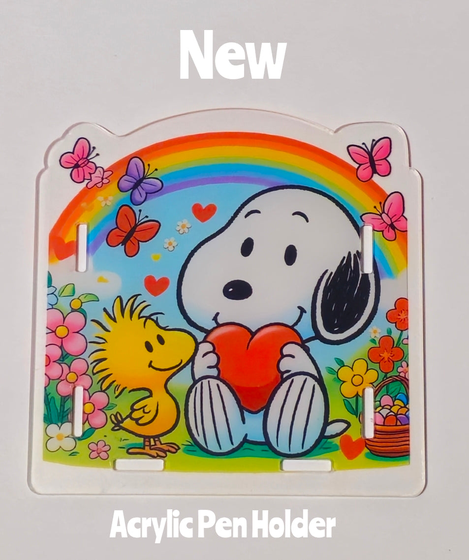 NEW Acrylic Pen Holder Box 1 Count Snoopy. Read description for directions and special handling.