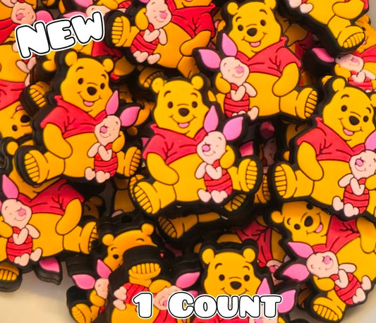 New 1 Count Focal Bead Pooh Piglet