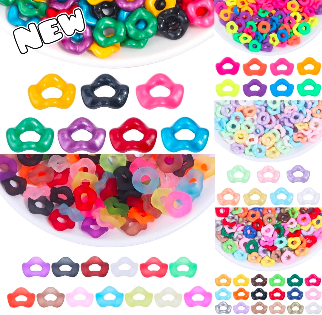 10 Count Large Hole Wavy Spacers 12mm