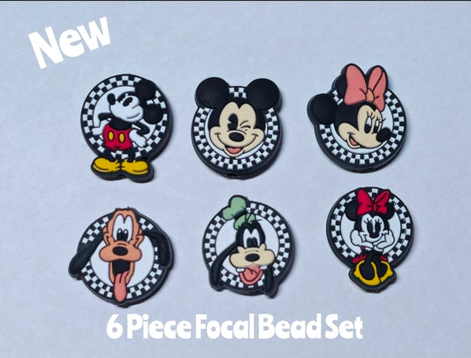 New 6 Count Mickey & Friends Focal Bead Set