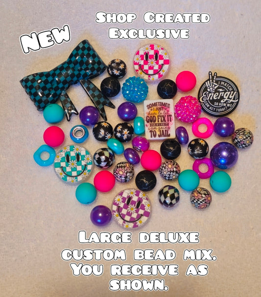 Deluxe Large Silicone & Acrylic Bead Mix Checkered Smiley Face Bows