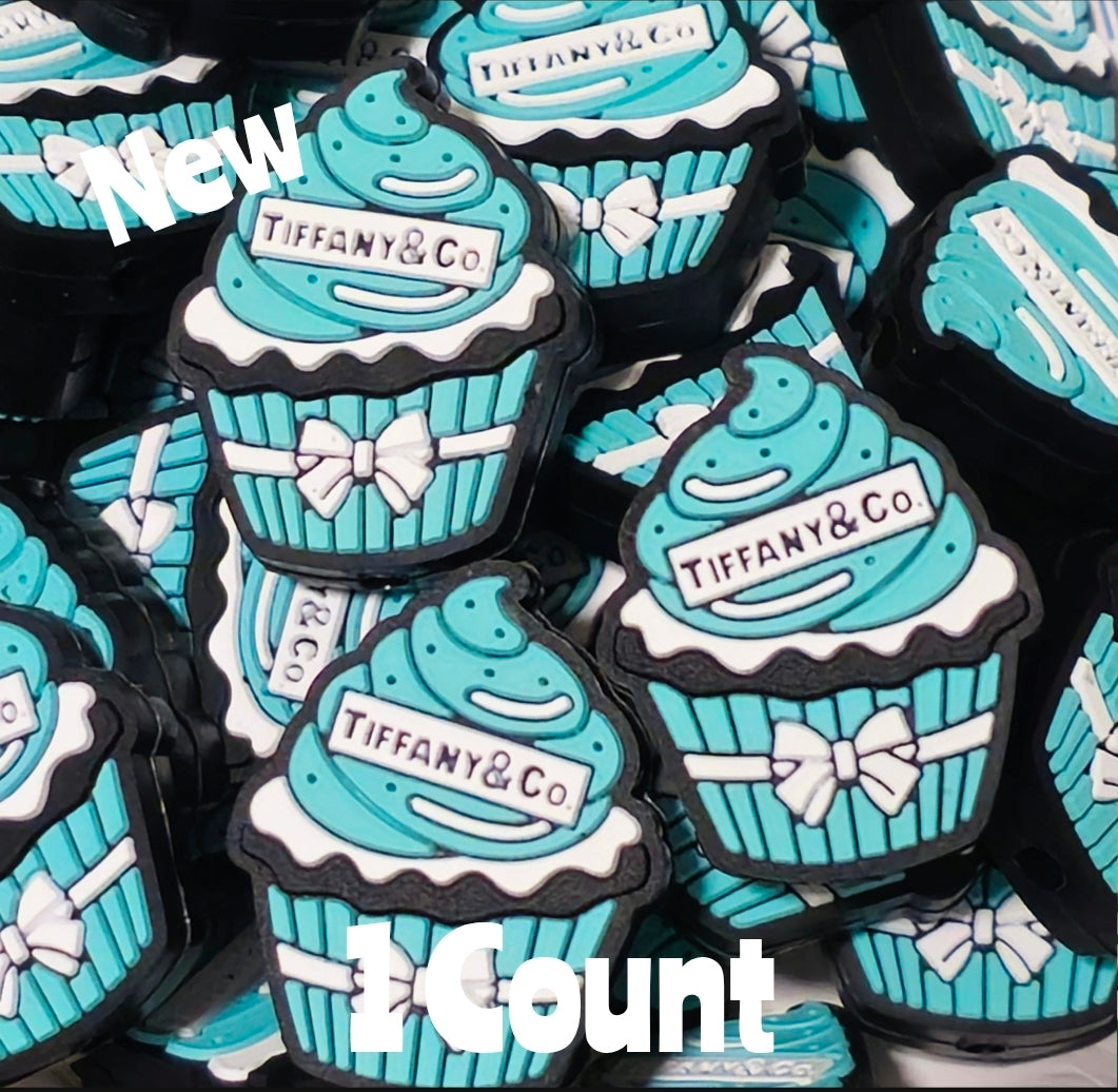 New 1 Count Focal Bead TIff CO Cupcake