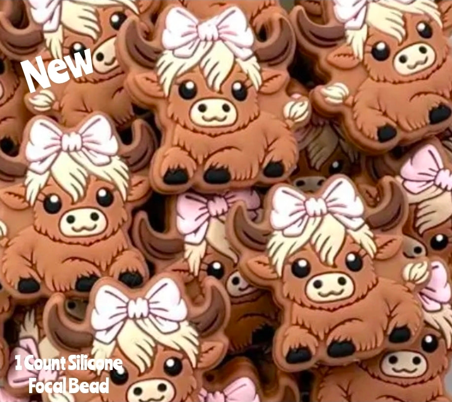 New 1 Count Girl Cow Focal Bead 2 Colors Pink & Mint Bows