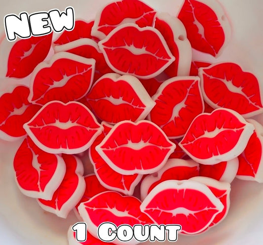 New 1 Count Luciuos Lips Kiss Focal Bead